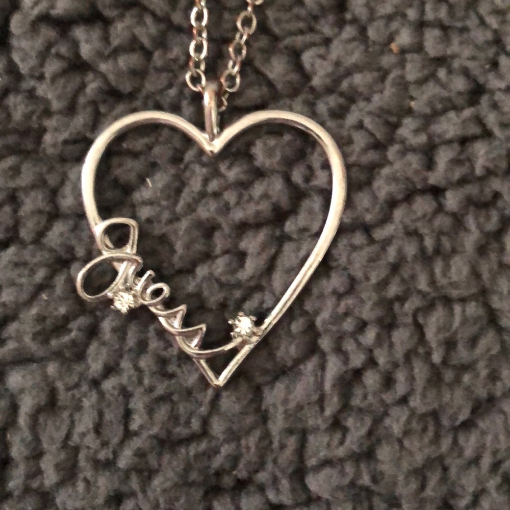 Guess necklace
